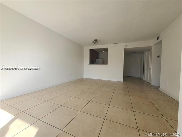 15225 NE 6th Ave , Unit B303, Miami, FL 33162 Photo