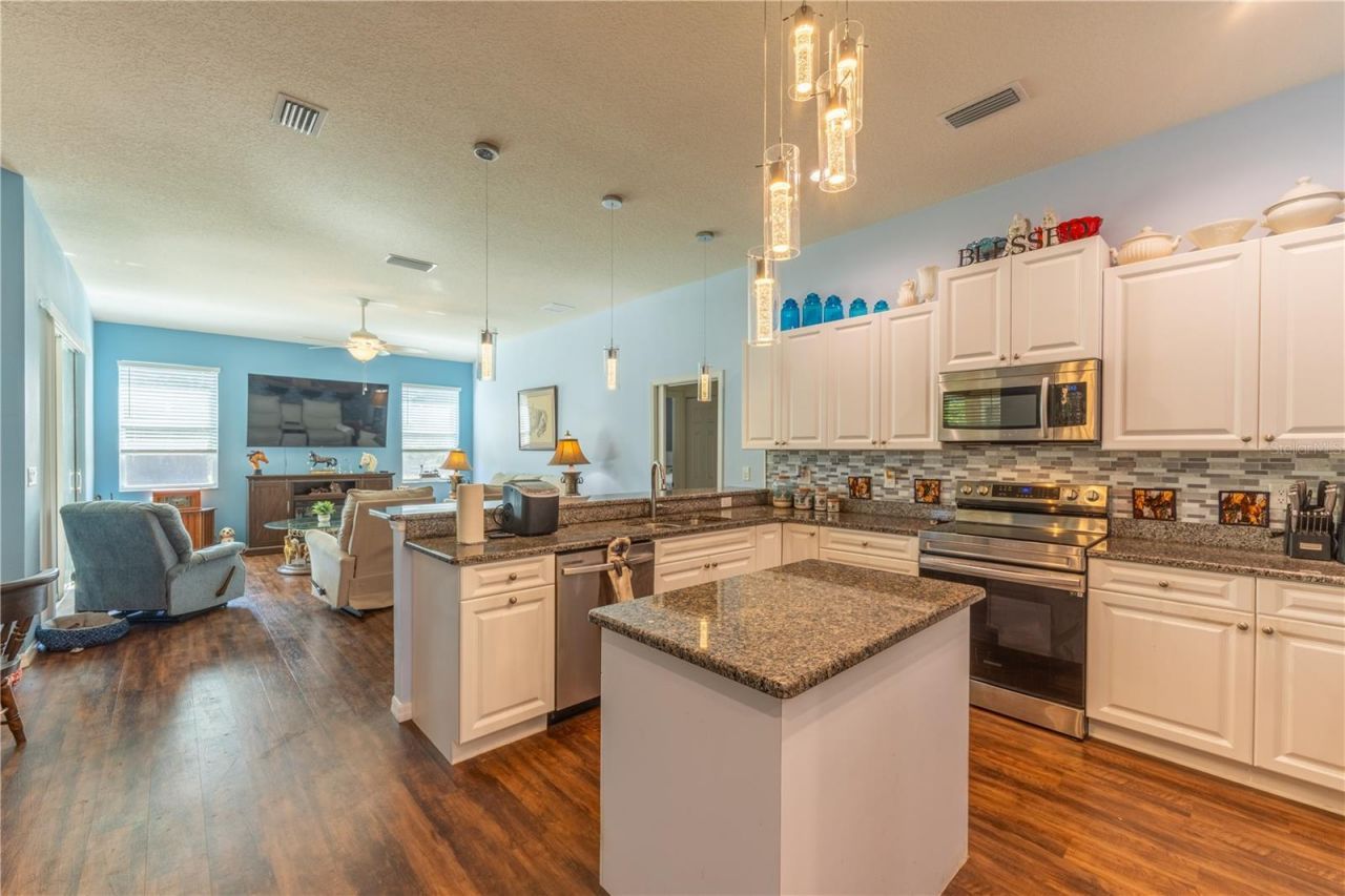 6416 18th Avenue E, Bradenton, FL 34208 Photo