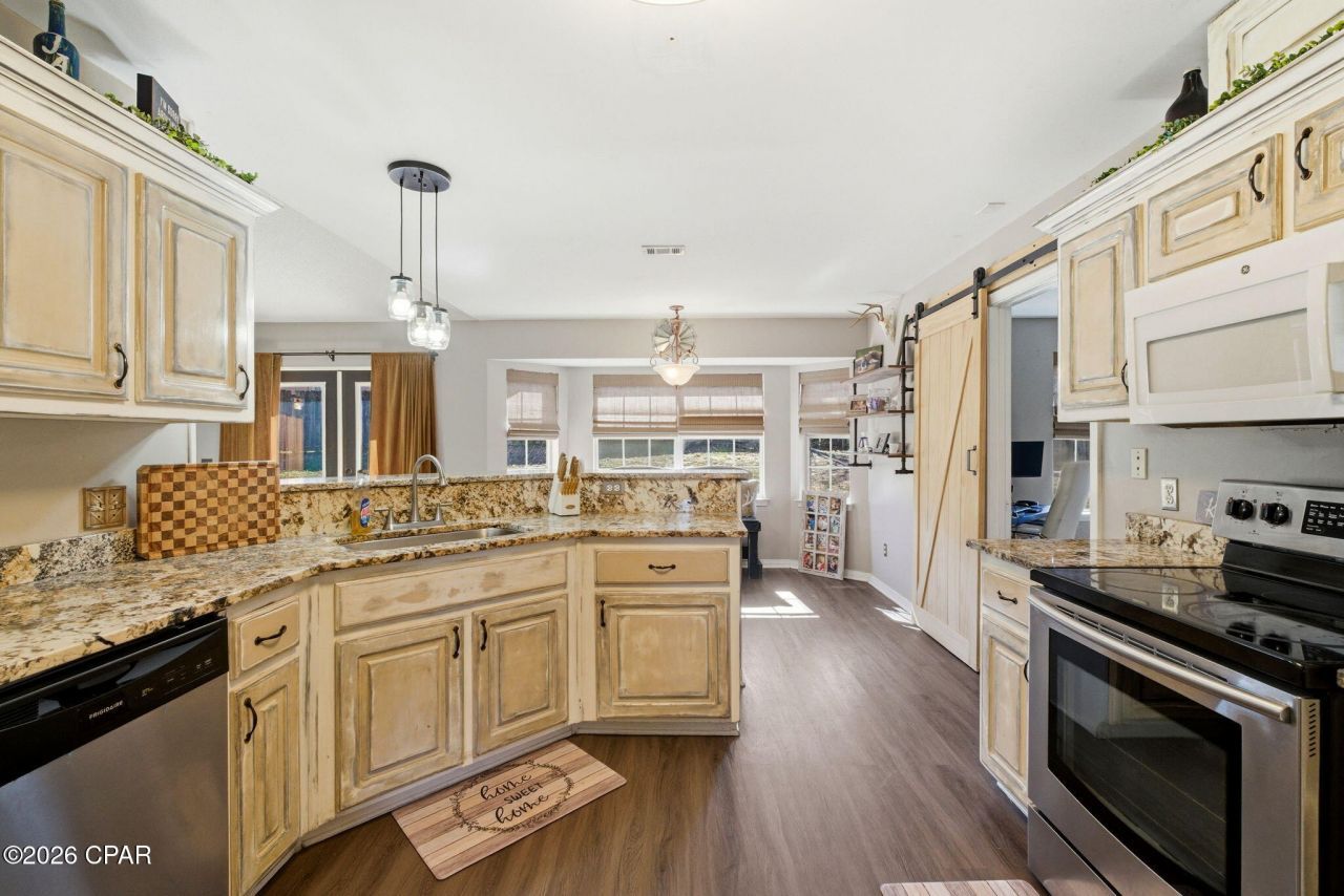 7165 Tannehill Drive, Pensacola, FL 32526 Main Photo