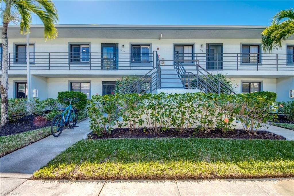 12520 Cold Stream Dr, Unit 209, Fort Myers, FL 33912 Photo