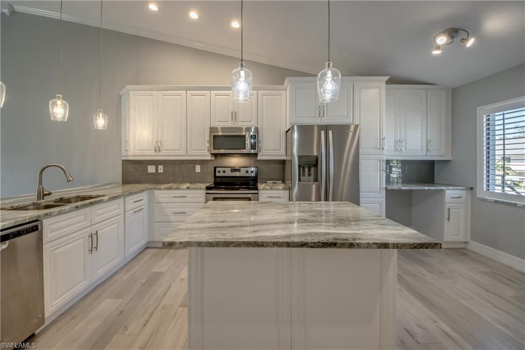 12520 Cold Stream Dr, Unit 209, Fort Myers, FL 33912 Photo