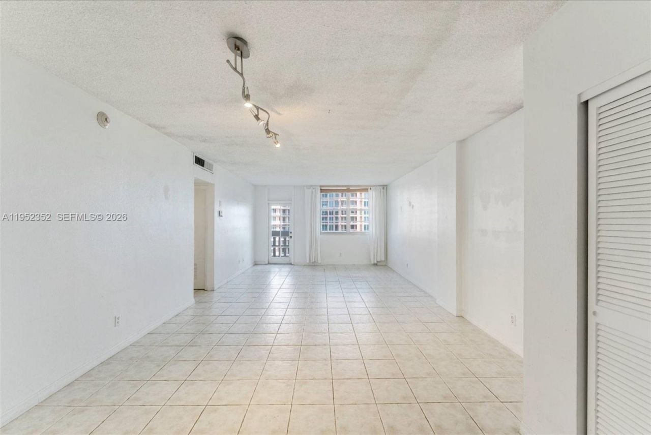 90 Edgewater Drive , Unit 1120, Coral Gables, FL 33133 Photo
