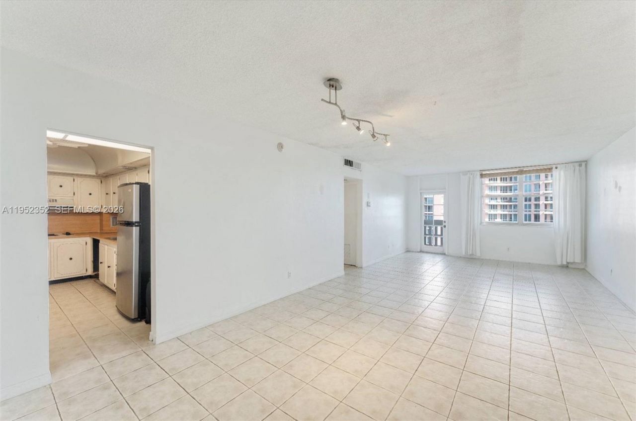 90 Edgewater Drive , Unit 1120, Coral Gables, FL 33133 Photo