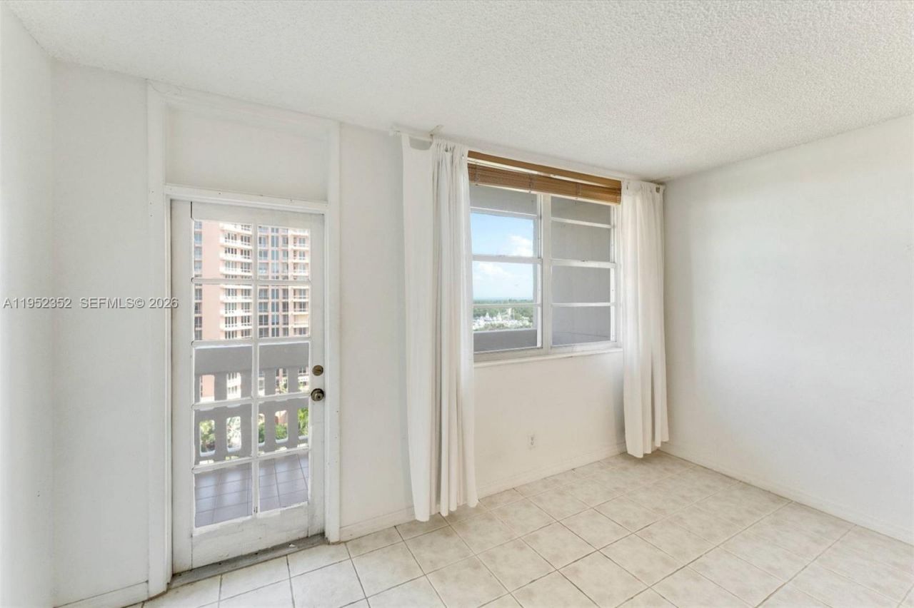 90 Edgewater Drive , Unit 1120, Coral Gables, FL 33133 Photo