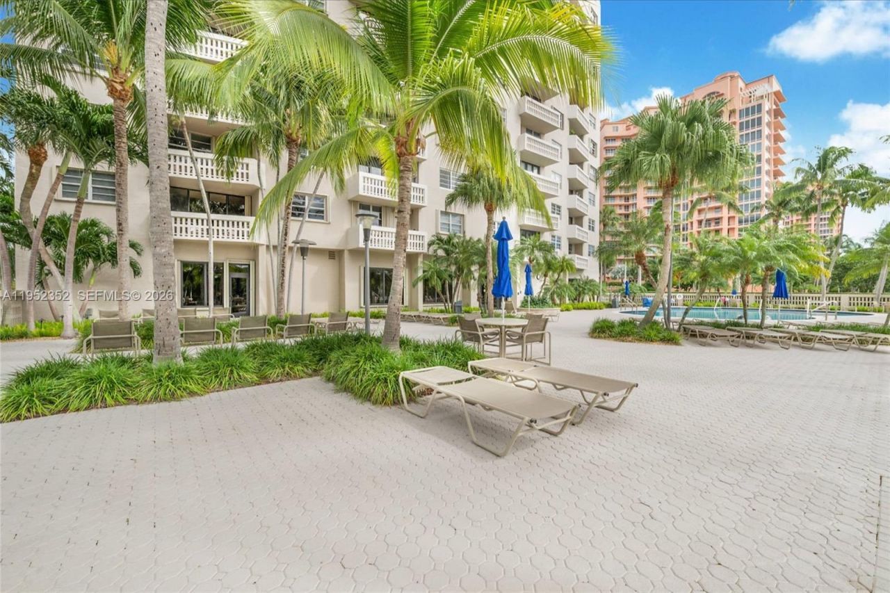 90 Edgewater Drive , Unit 1120, Coral Gables, FL 33133 Photo