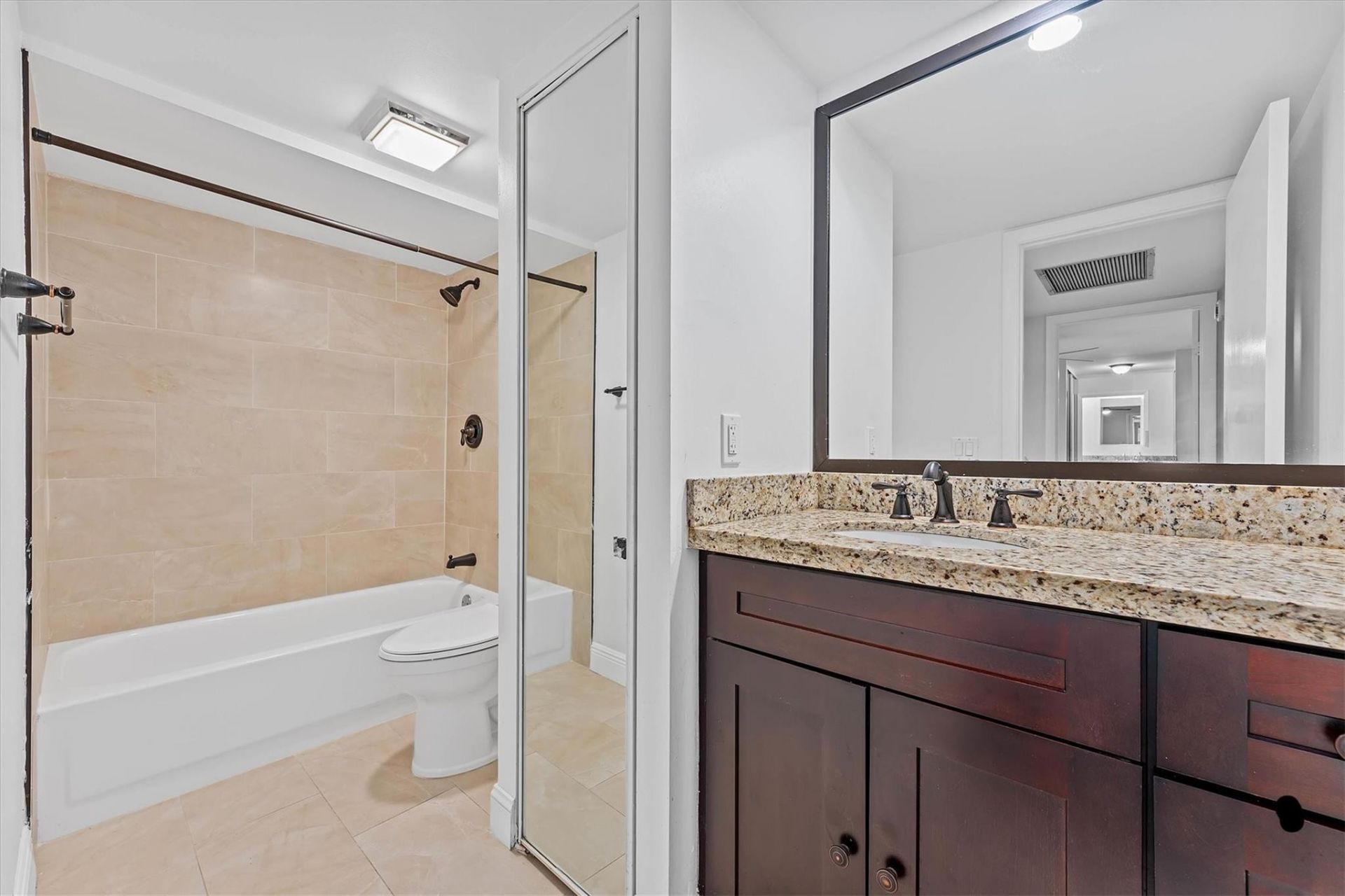 9156 SW 23rd Street, Unit D, Davie, FL 33324 Photo