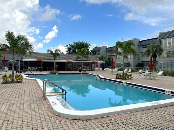 7837 Golf Circle Drive, Unit 206, Margate, FL 33063