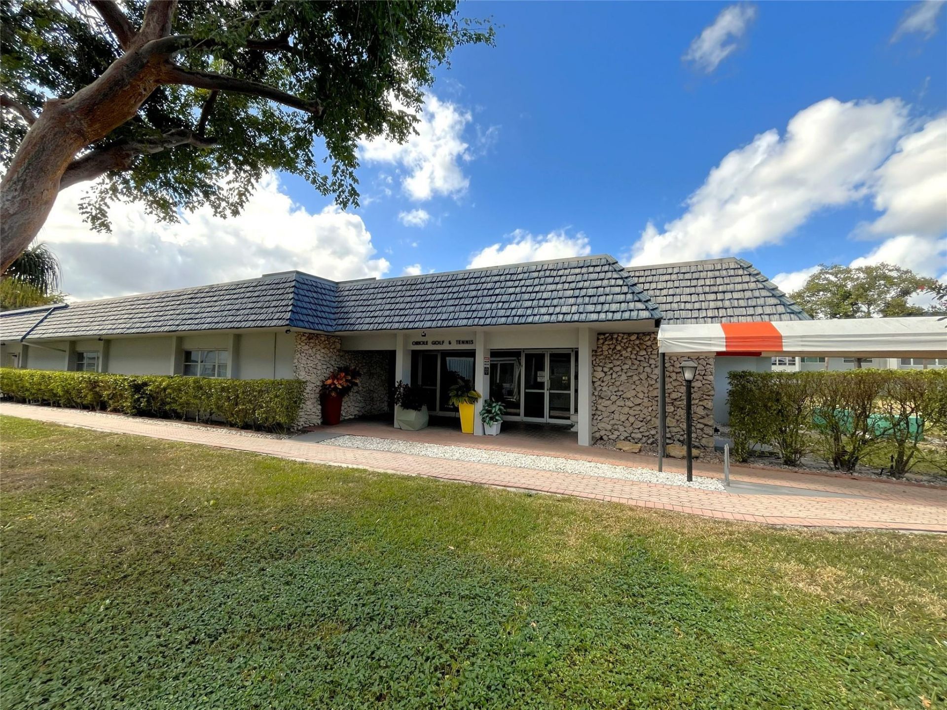7837 Golf Circle Drive, Unit 206, Margate, FL 33063 Photo