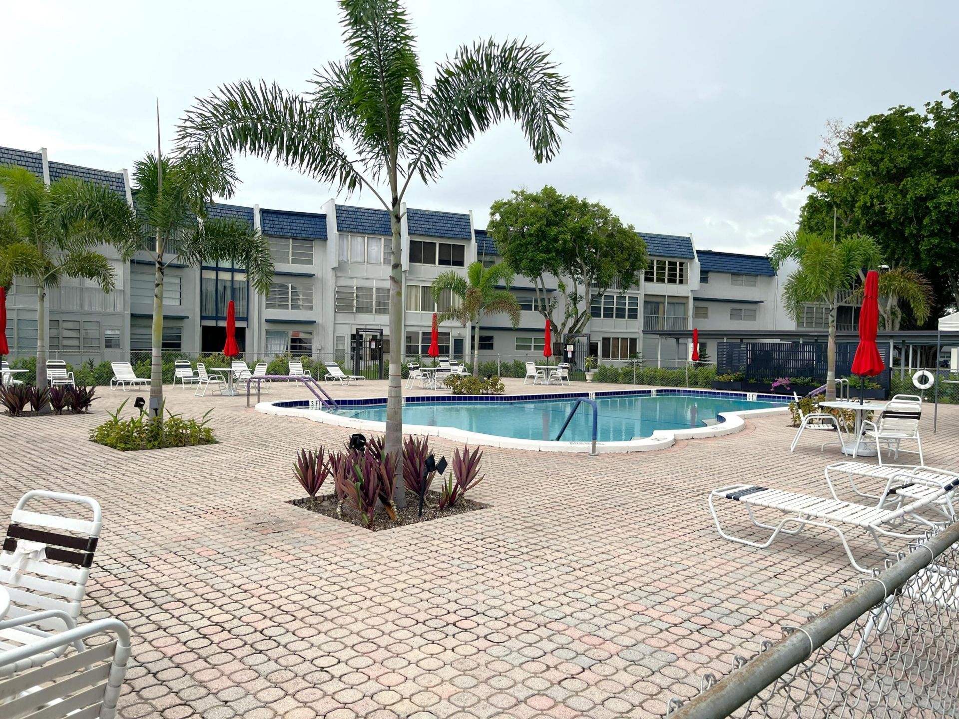 7837 Golf Circle Drive, Unit 206, Margate, FL 33063 Photo