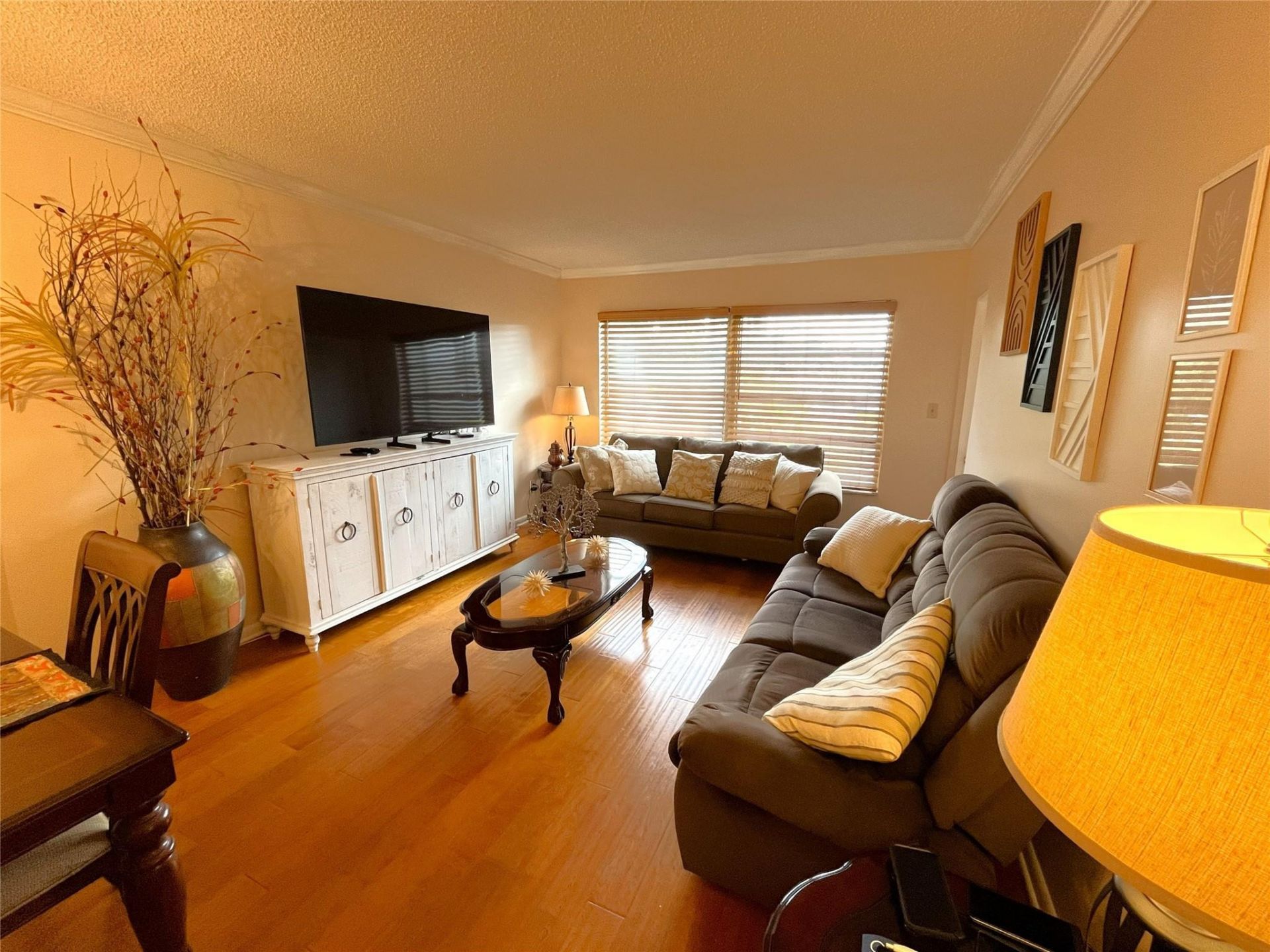 7837 Golf Circle Dr, Unit 206, Margate, FL 33063 Photo