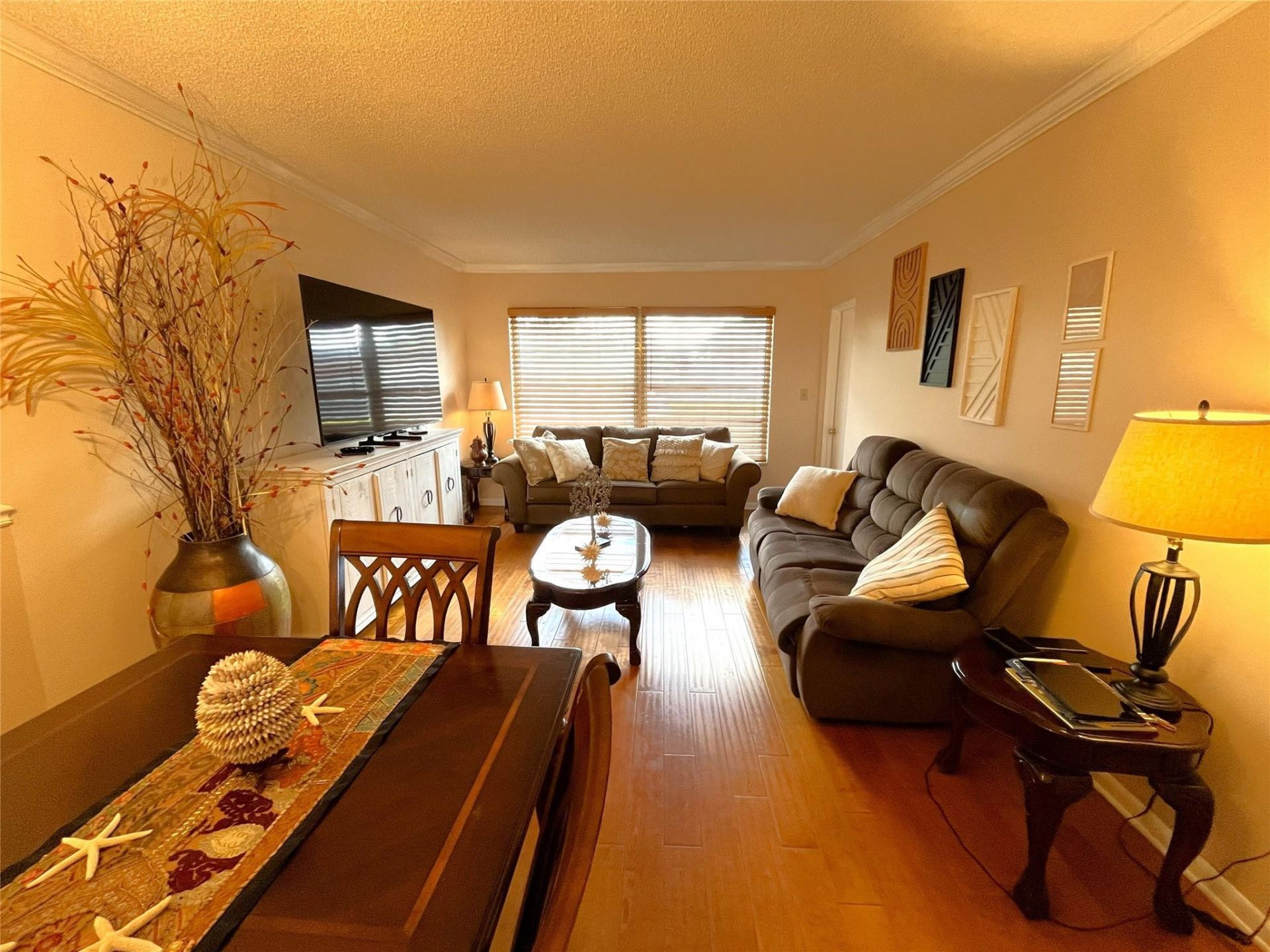 7837 Golf Circle Dr, Unit 206, Margate, FL 33063 Photo