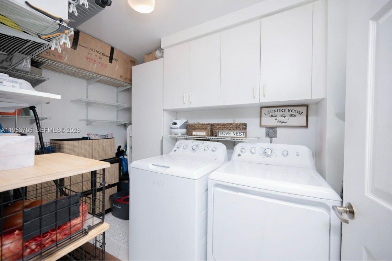 9725 NW 52nd St, Unit 215, Doral, FL 33178 Photo