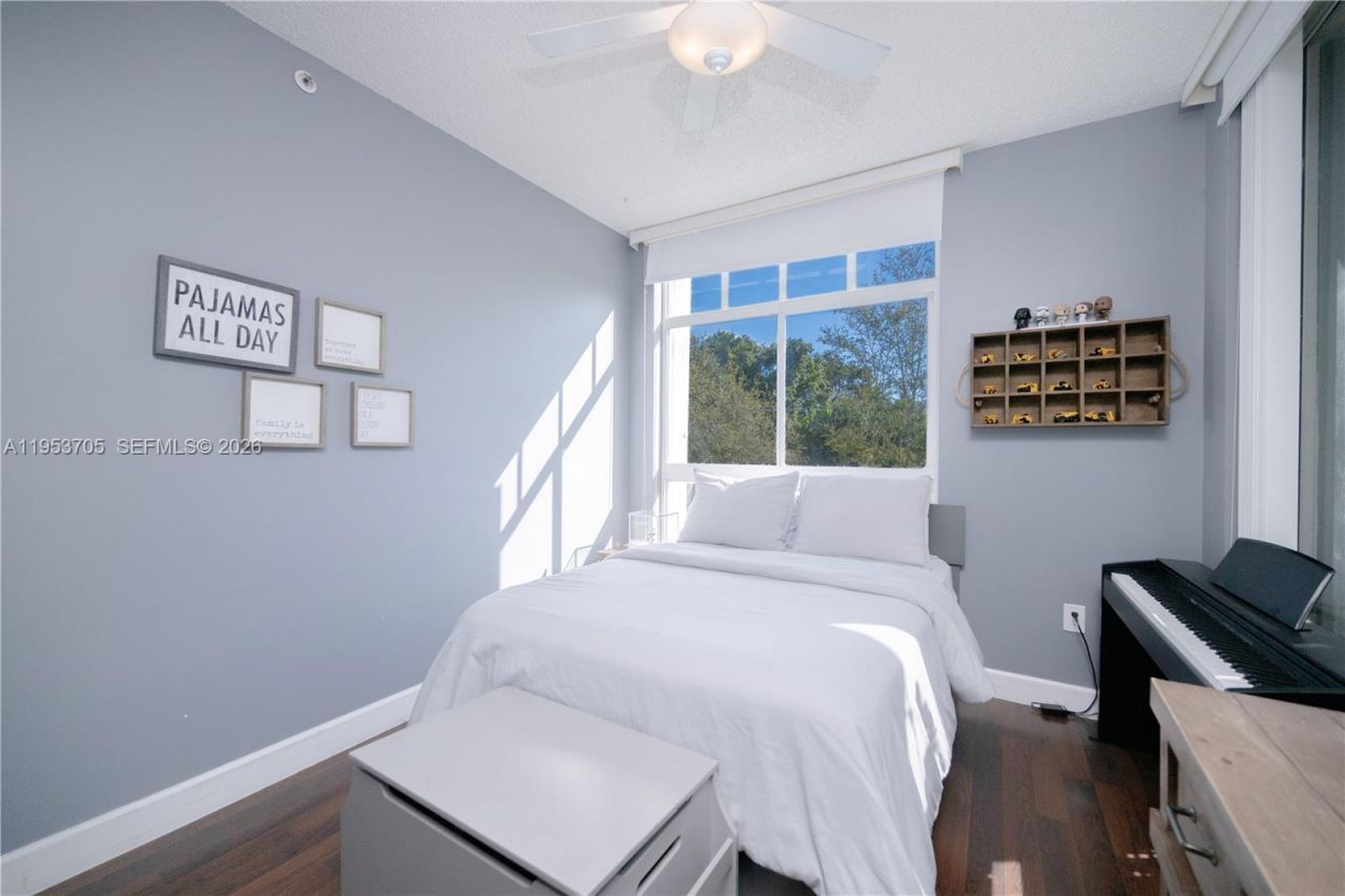 9725 NW 52nd St, Unit 215, Doral, FL 33178 Photo