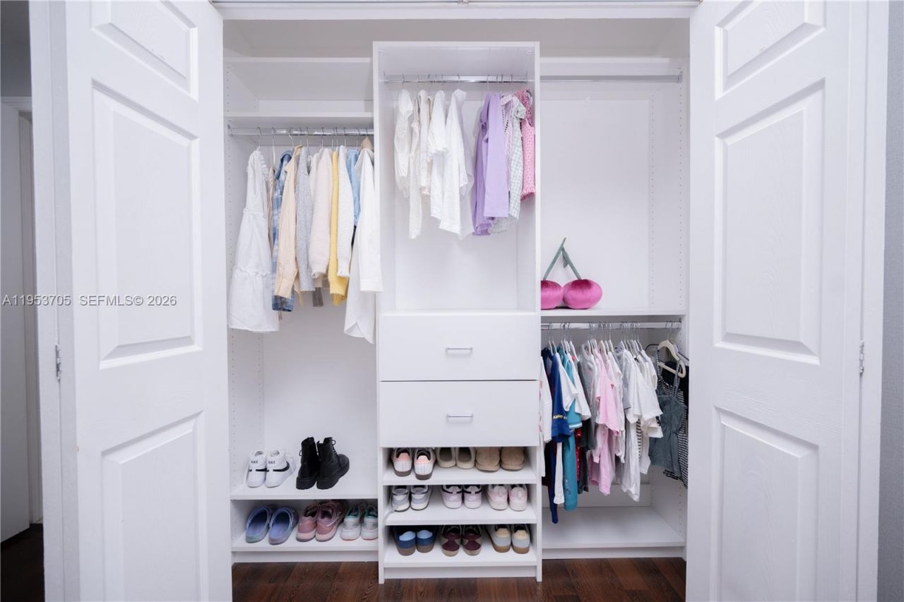 9725 NW 52nd St, Unit 215, Doral, FL 33178 Photo