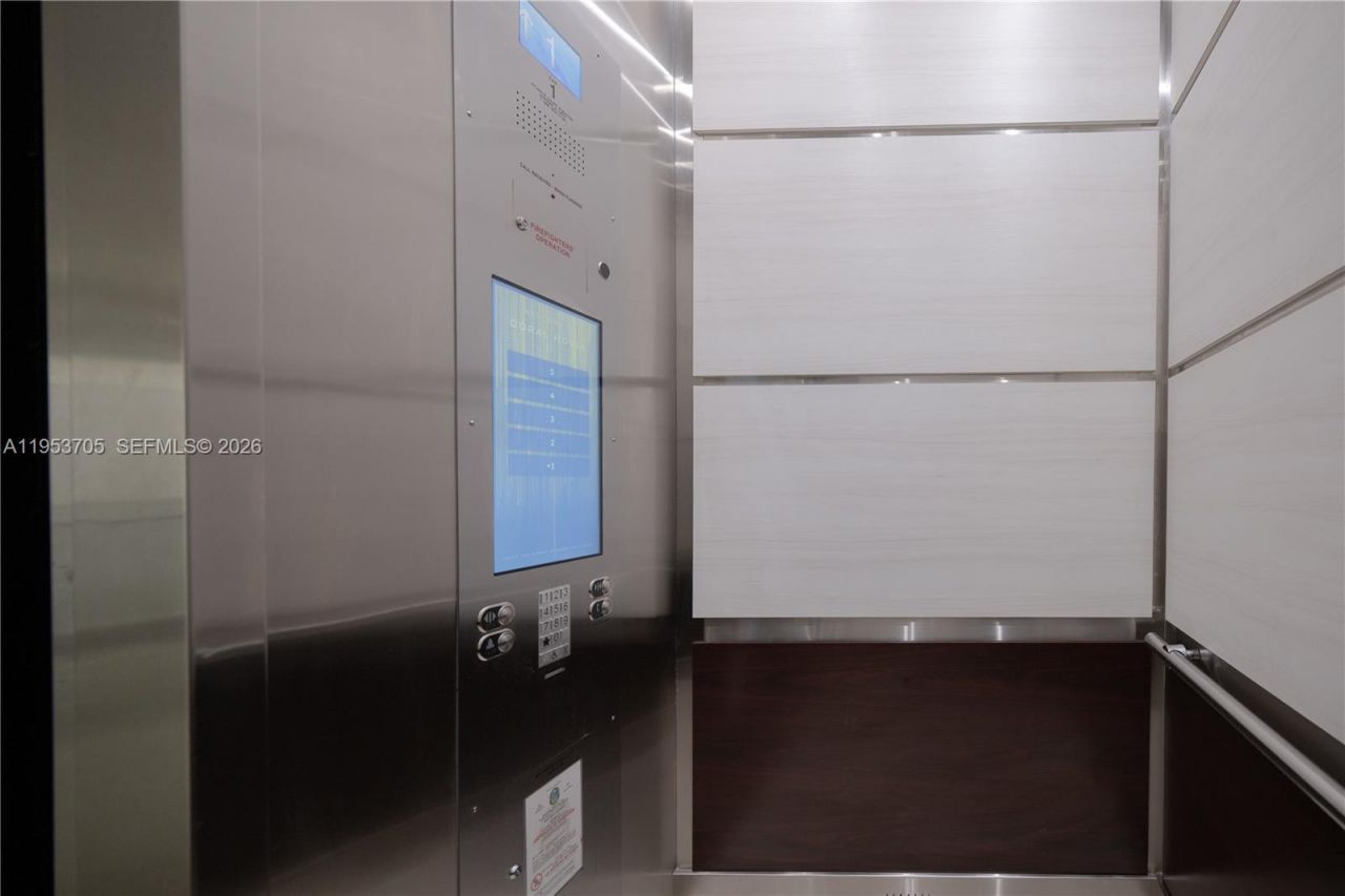 9725 NW 52nd St, Unit 215, Doral, FL 33178 Photo