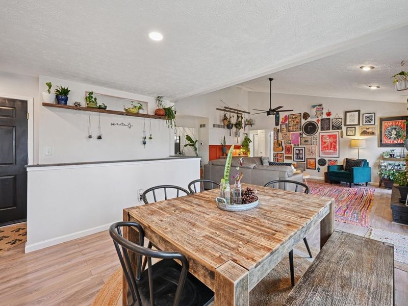 210 Meadow Creek Drive, Florence, KY 41042 Photo 12