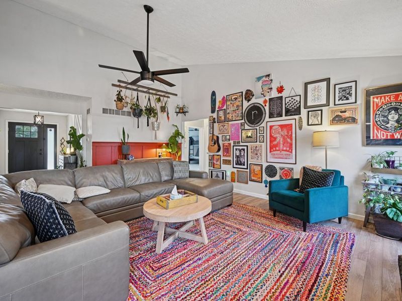 210 Meadow Creek Drive, Florence, KY 41042 Photo 9