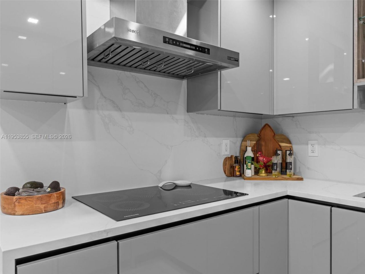 13953 Kendale Lakes Cir, Unit B205, Miami, FL 33183 Photo