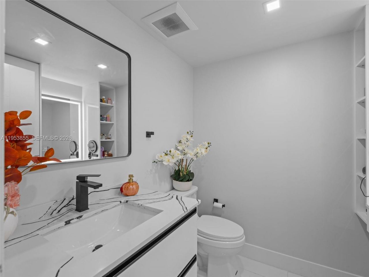 13953 Kendale Lakes Cir, Unit B205, Miami, FL 33183 Photo