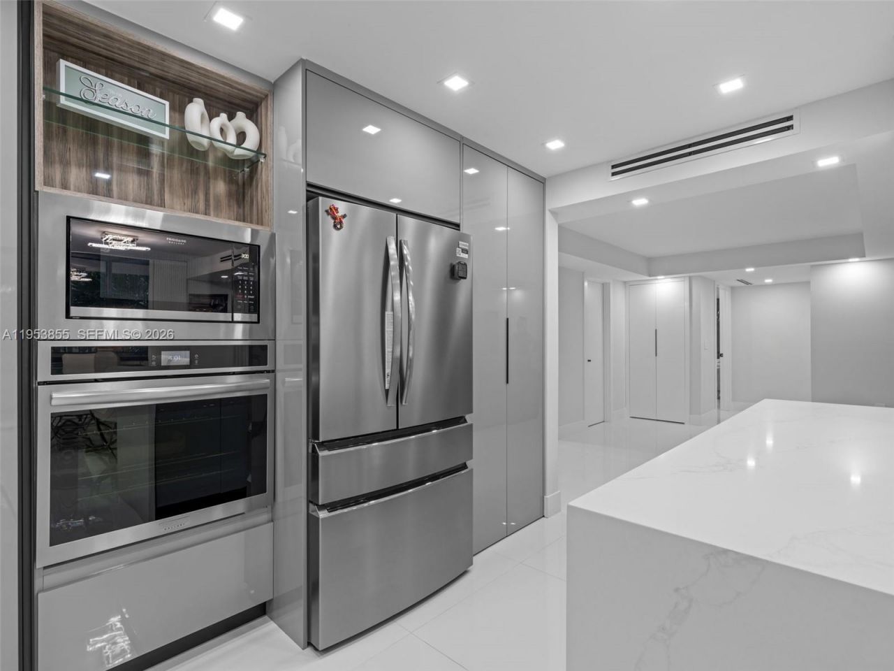 13953 Kendale Lakes Cir, Unit B205, Miami, FL 33183 Photo