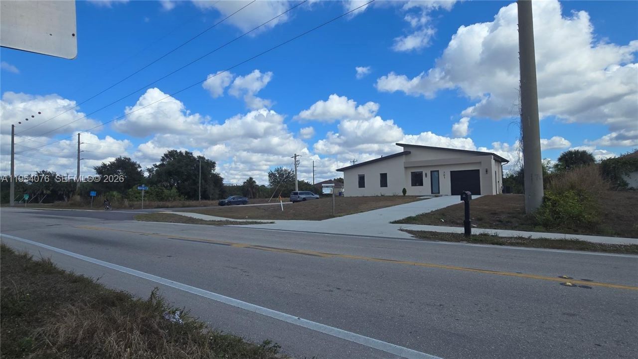 761 Bell Blvd , Lehigh Acres, FL 33974 Photo