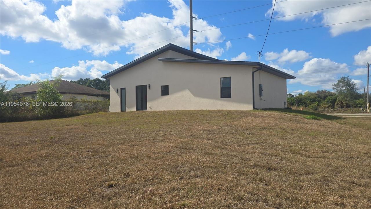 761 Bell Blvd , Lehigh Acres, FL 33974 Photo