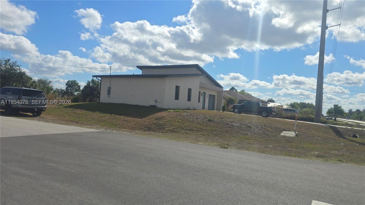 761 Bell Blvd , Lehigh Acres, FL 33974 Photo