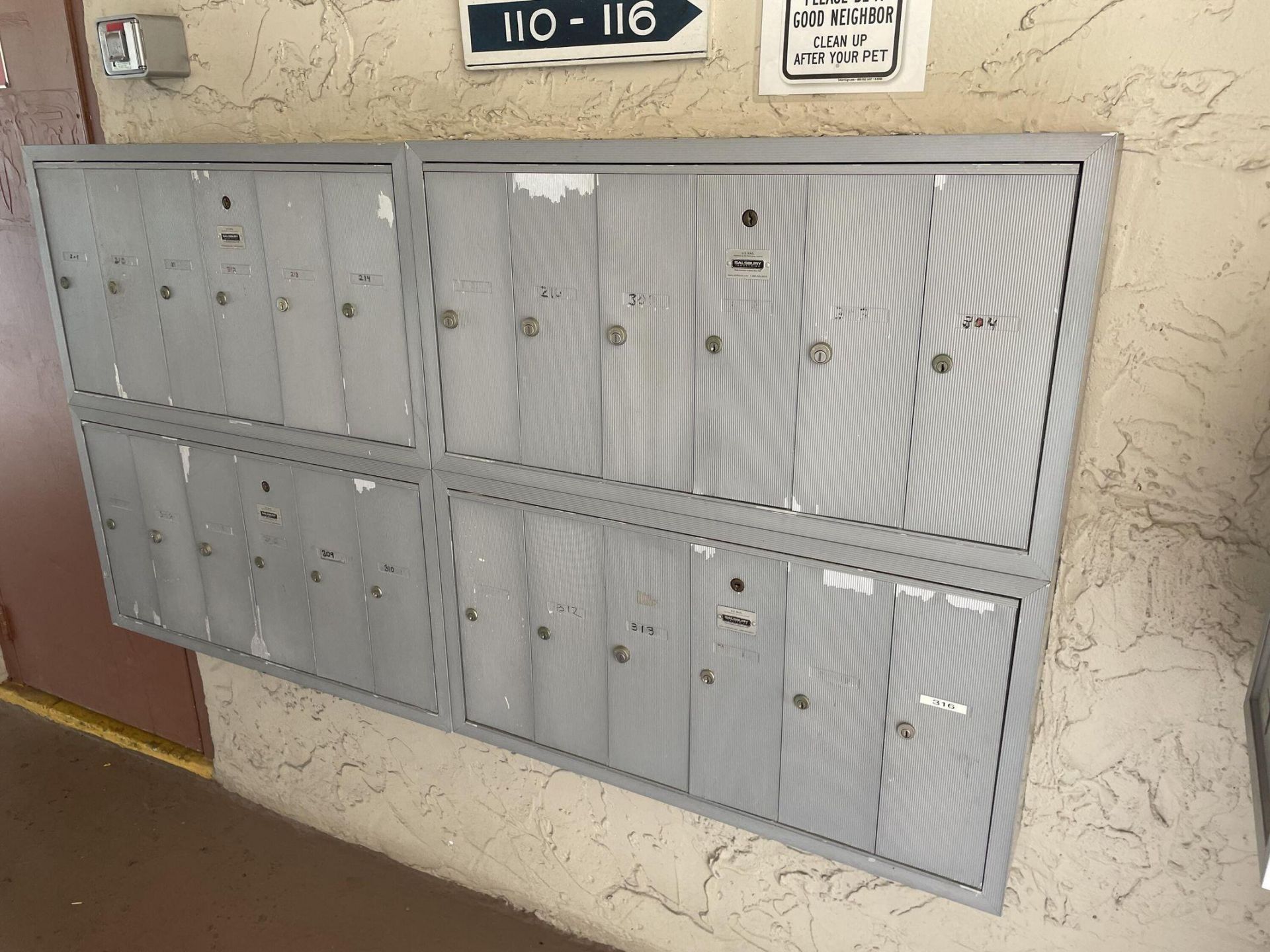 725 Lori Drive, Unit 106, Palm Springs, FL 33461 Photo