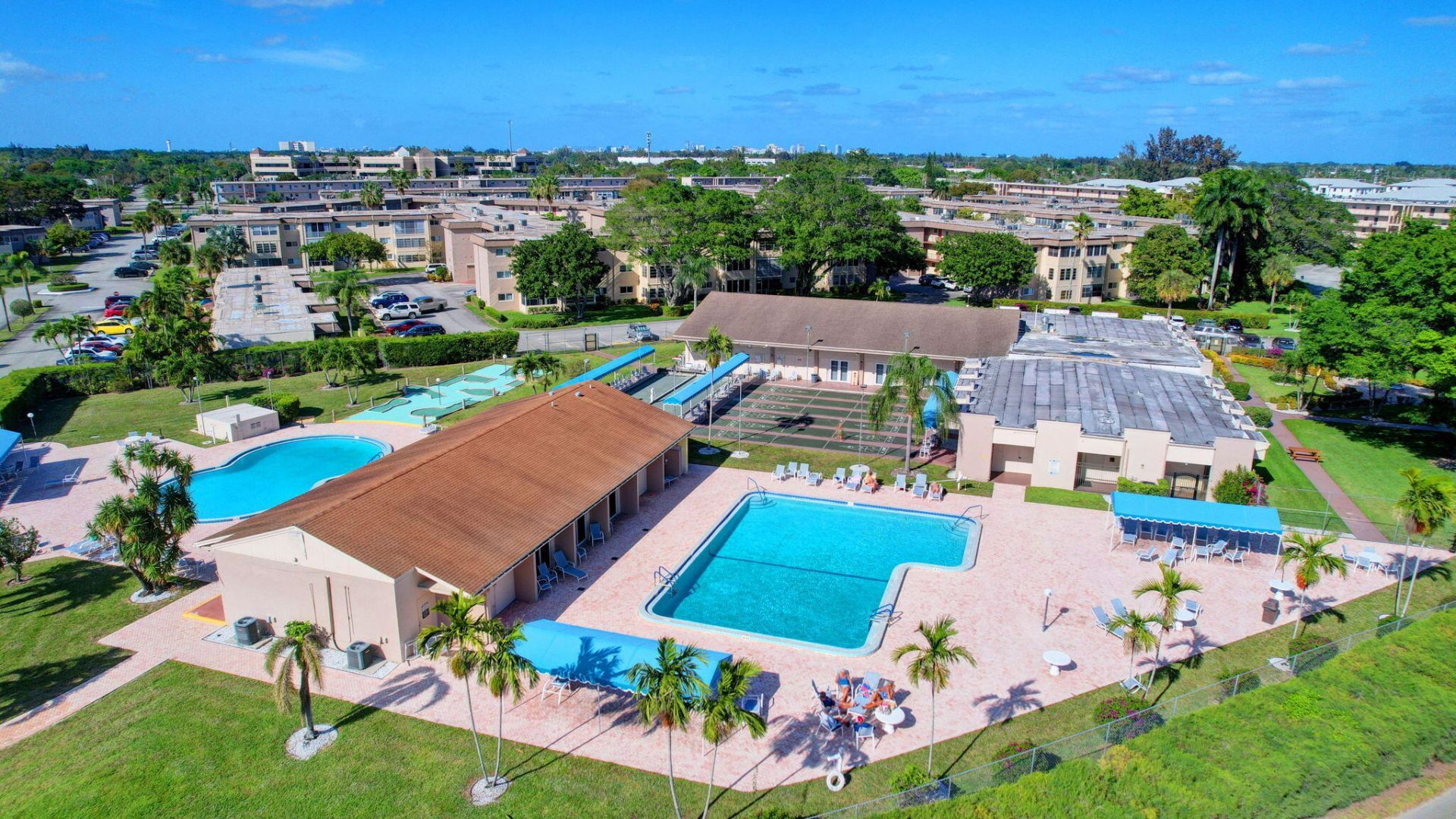 725 Lori Drive, Unit 106, Palm Springs, FL 33461 Photo