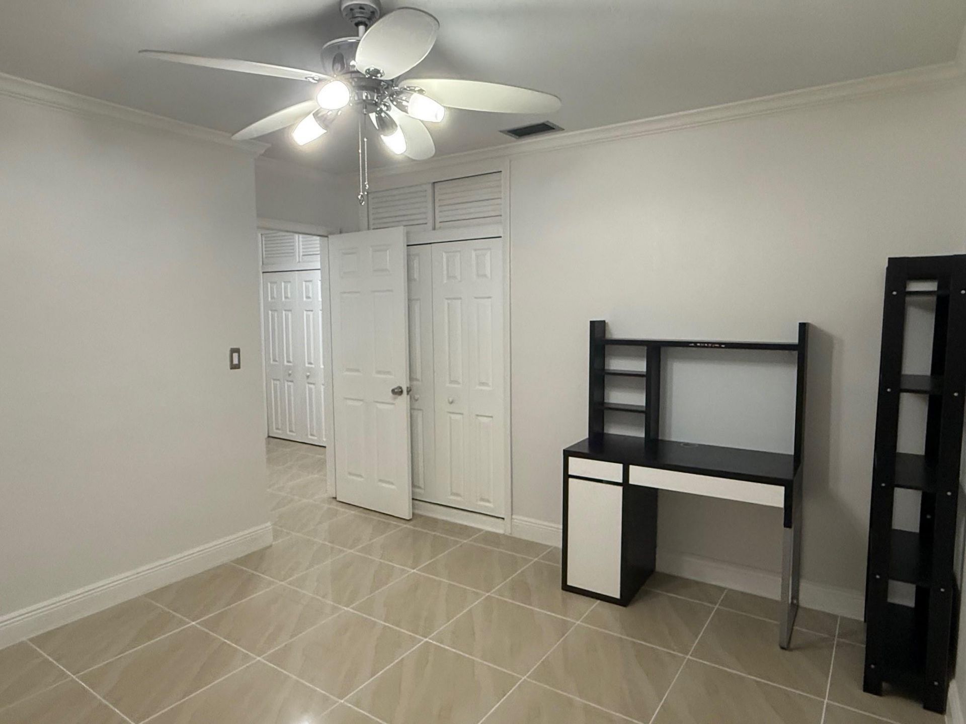 2070 NW 84th Terrace, Pembroke Pines, FL 33024 Photo