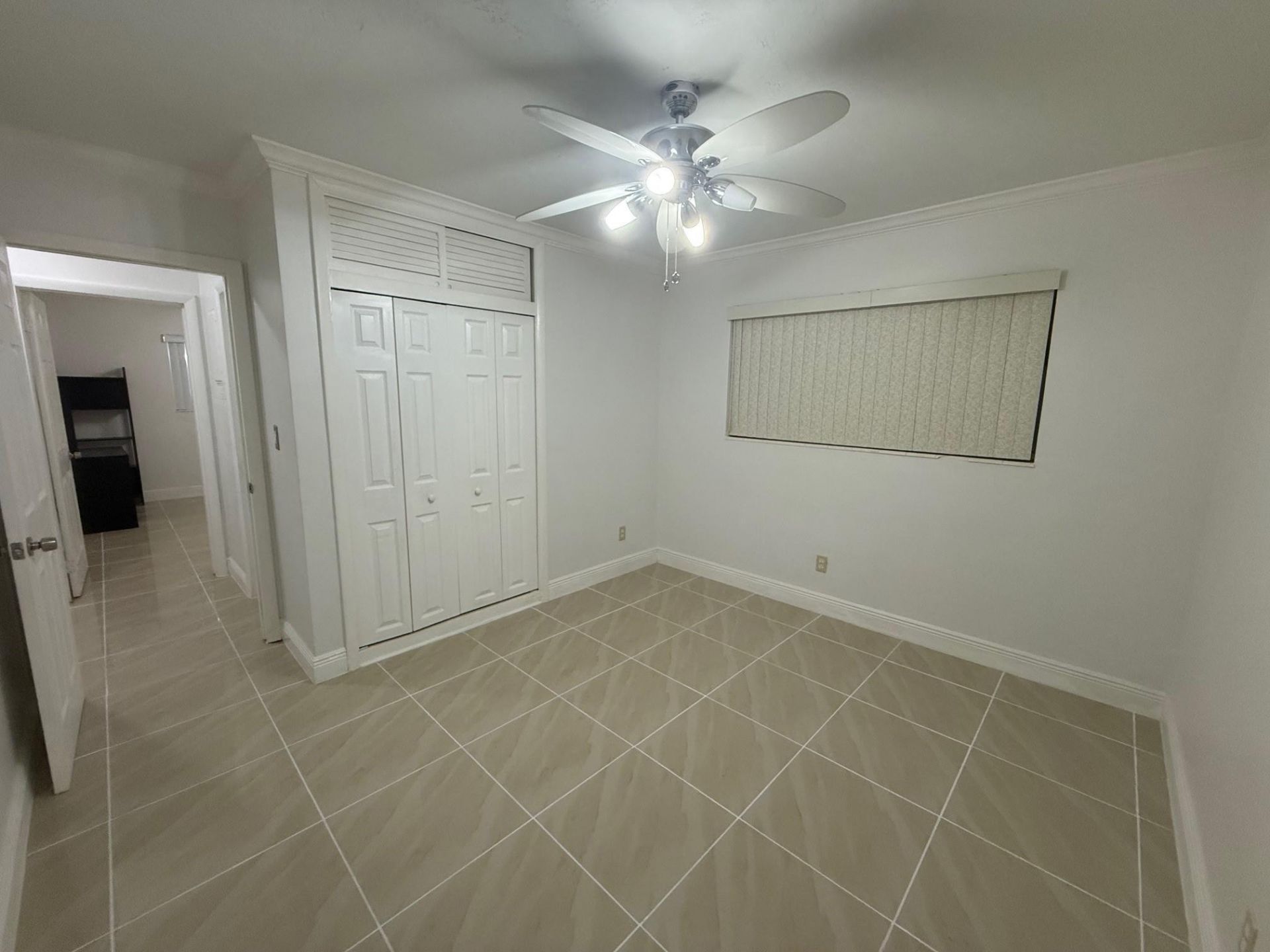 2070 NW 84th Terrace, Pembroke Pines, FL 33024 Photo