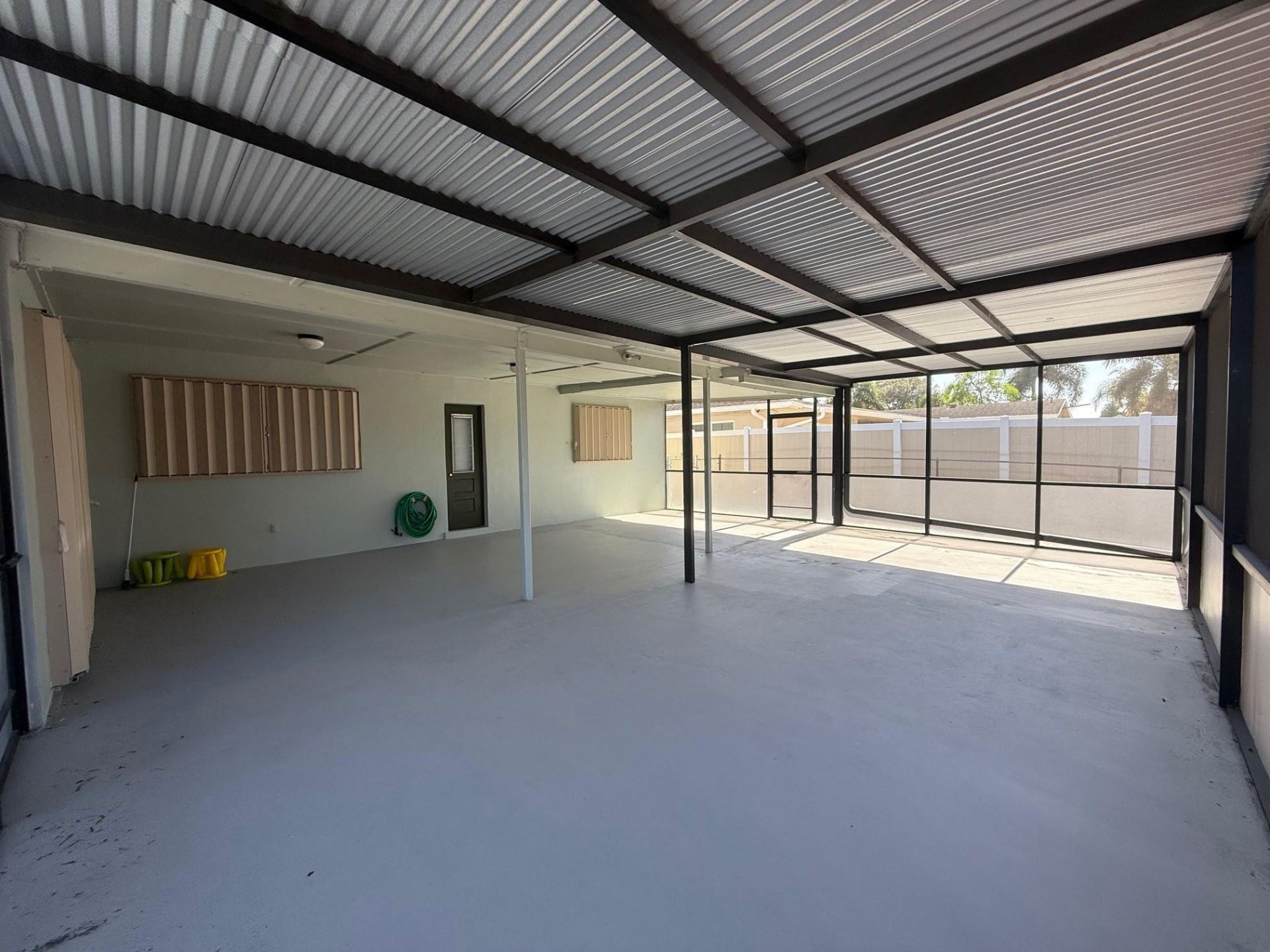 2070 NW 84th Terrace, Pembroke Pines, FL 33024 Photo