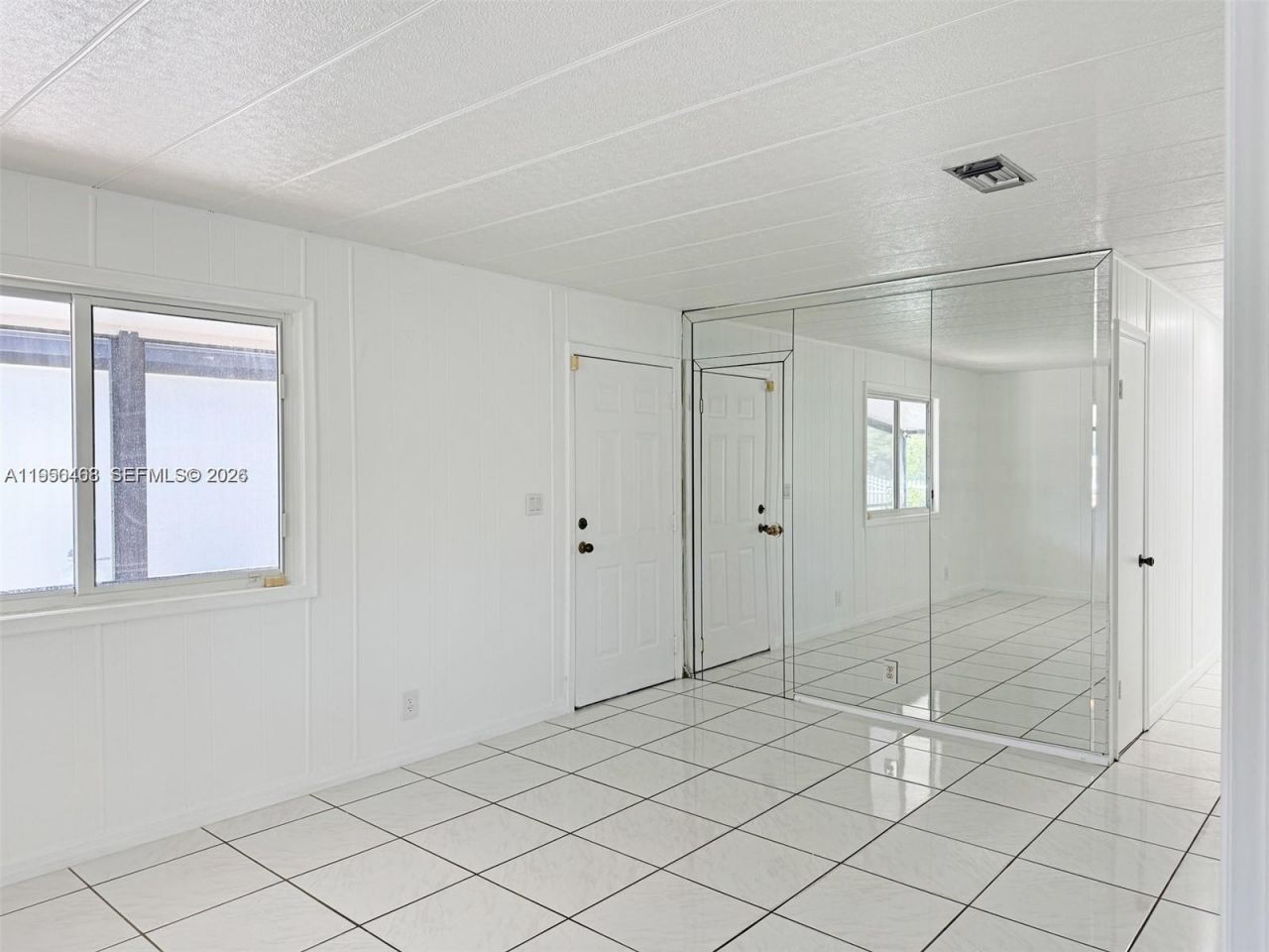 2982 NW 95th St, Miami, FL 33147 Photo