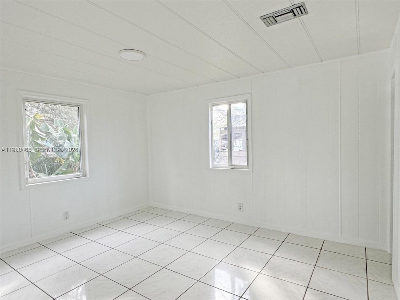 2982 NW 95th St, Miami, FL 33147 Photo