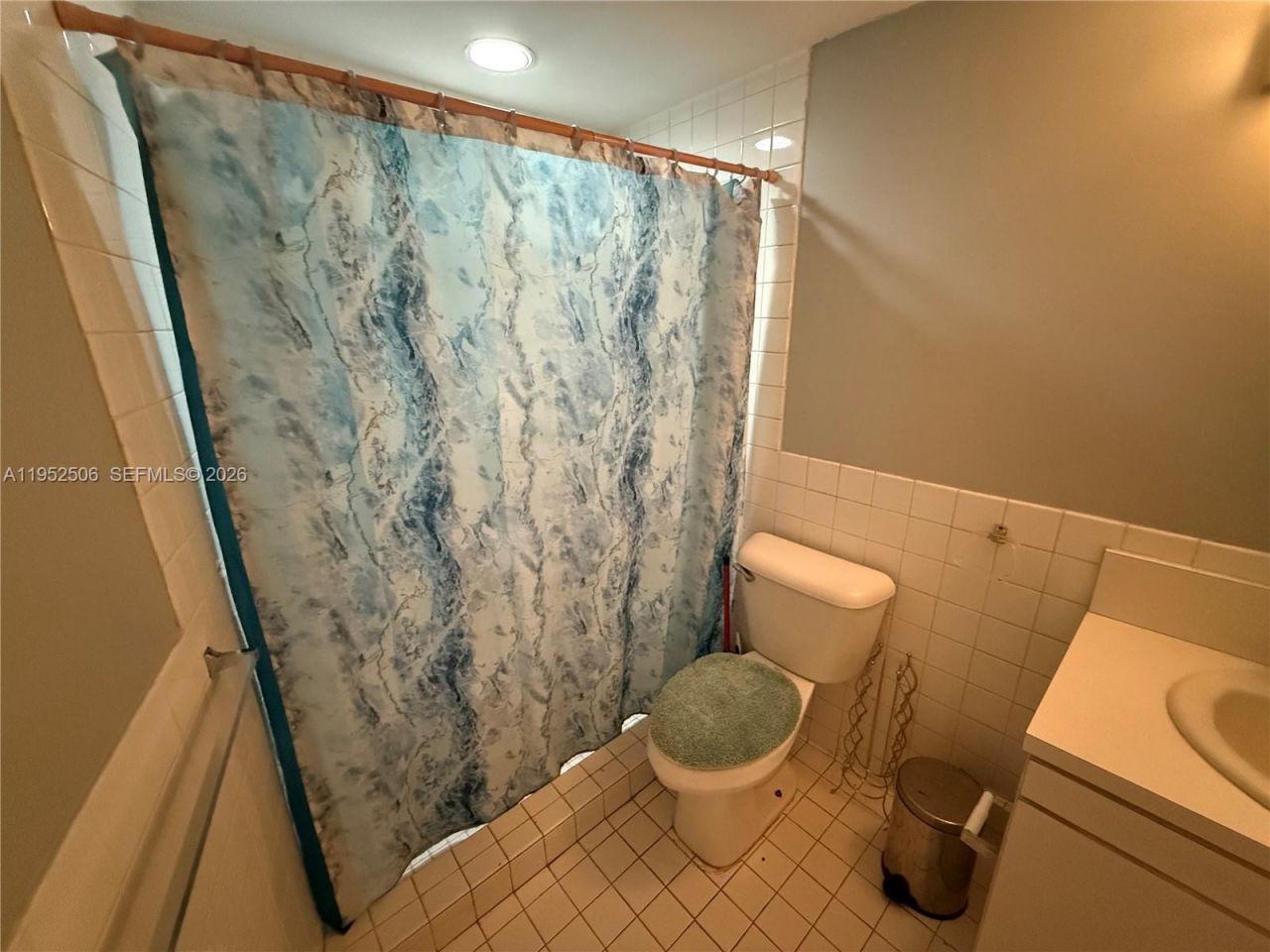 55 E 4th St, Unit 308, Hialeah, FL 33010 Photo