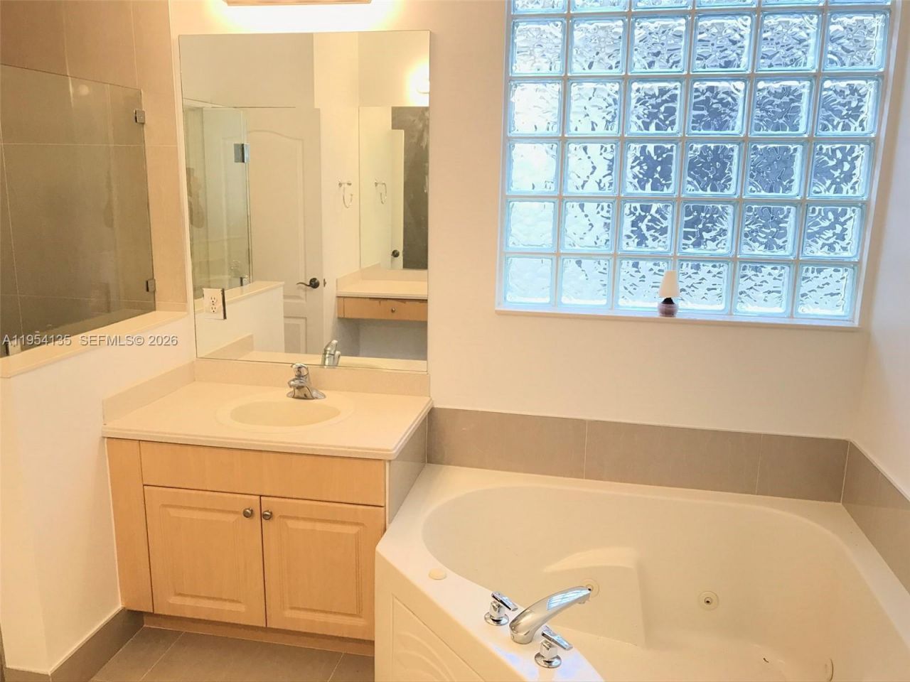 19351 SW 61st St, Unit 19351, Pembroke Pines, FL 33332 Photo