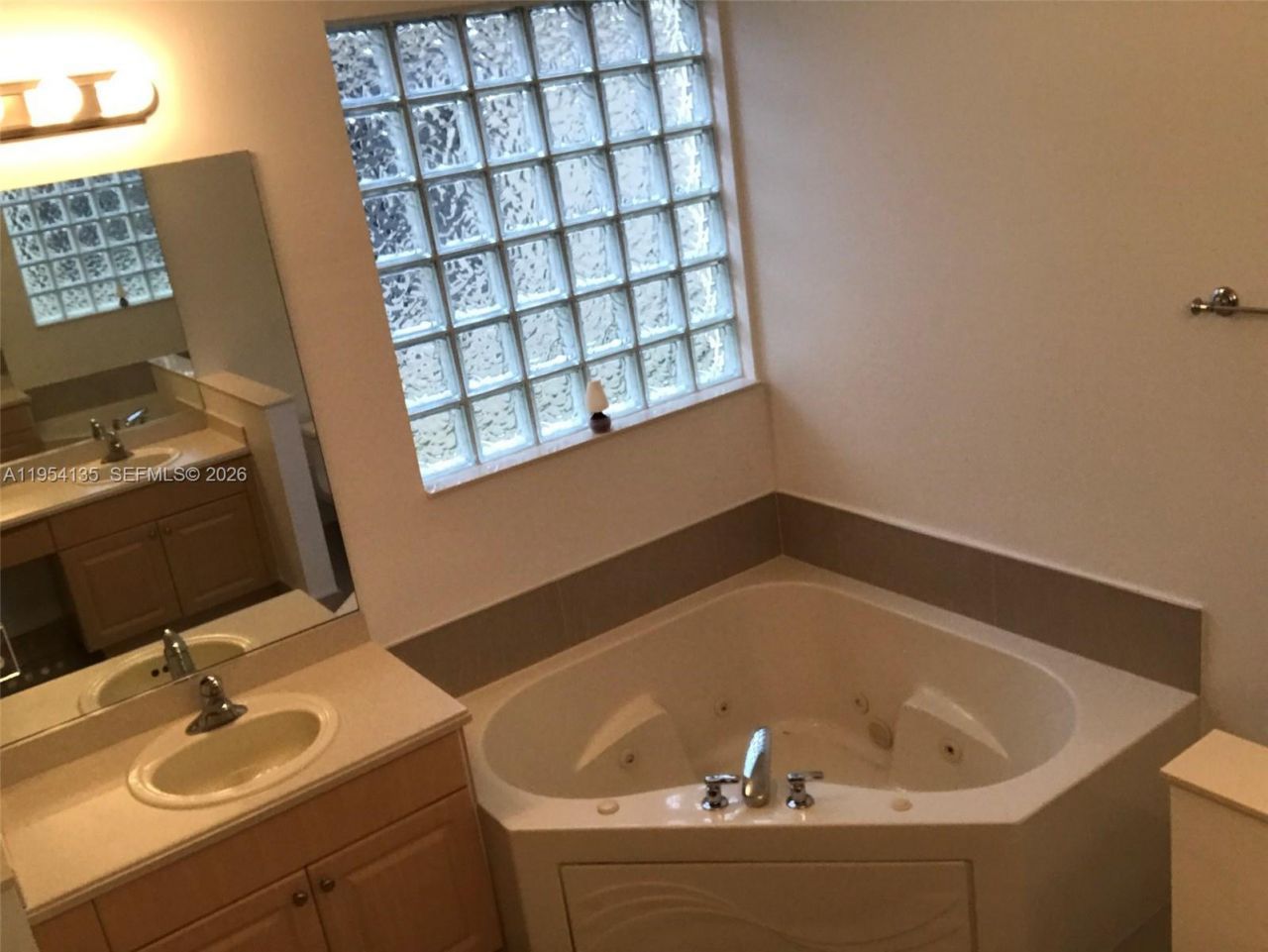 19351 SW 61st St, Unit 19351, Pembroke Pines, FL 33332 Photo