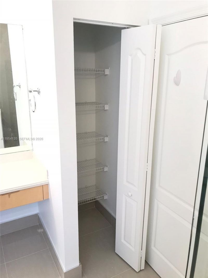 19351 SW 61st St, Unit 19351, Pembroke Pines, FL 33332 Photo