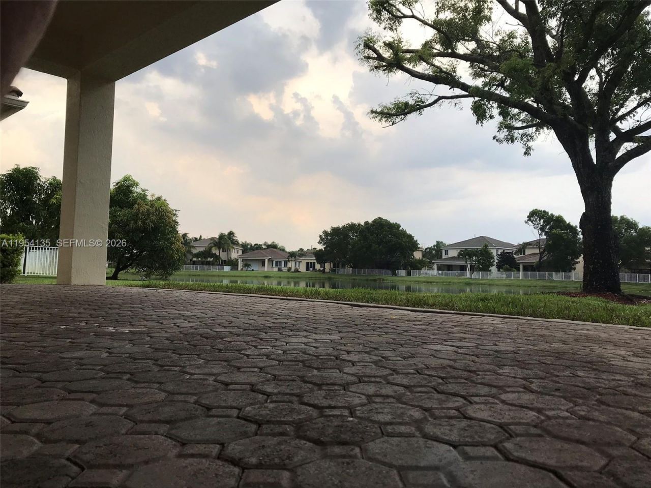 19351 SW 61st St, Unit 19351, Pembroke Pines, FL 33332 Photo