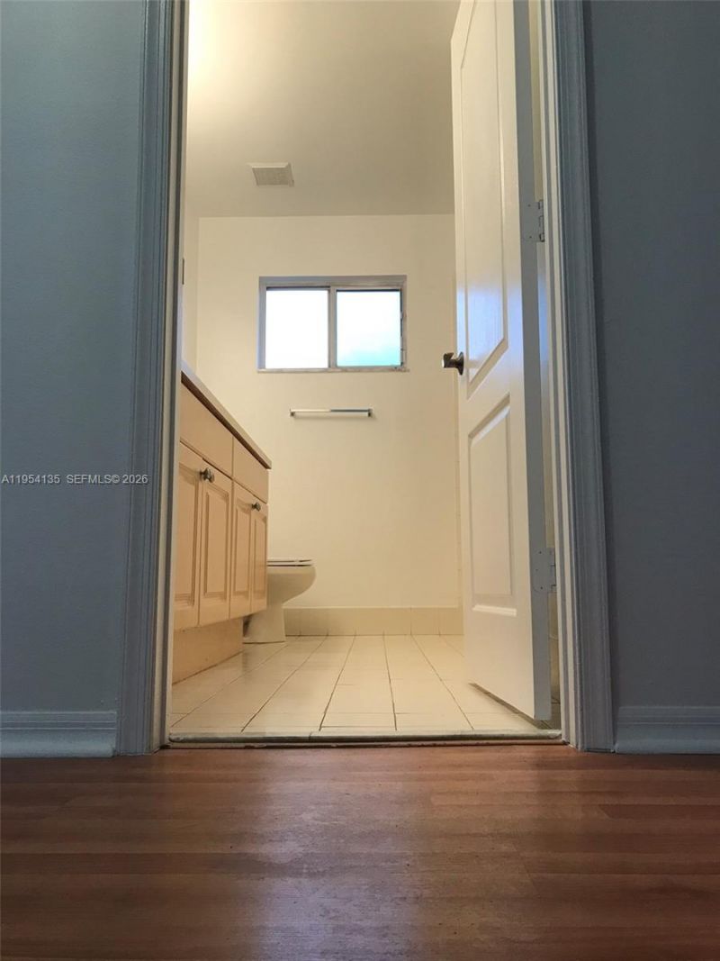 19351 SW 61st St, Unit 19351, Pembroke Pines, FL 33332 Photo