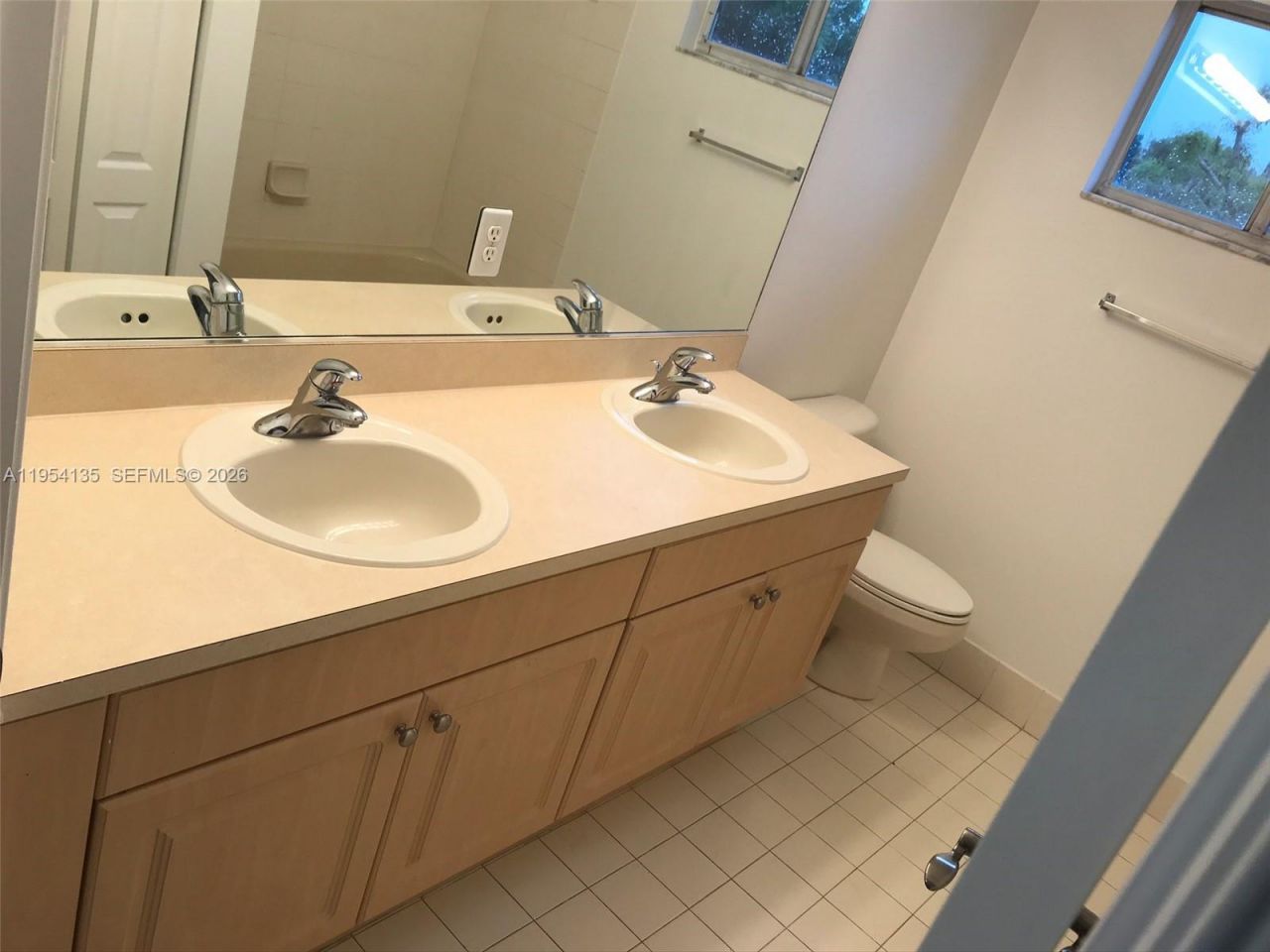 19351 SW 61st St, Unit 19351, Pembroke Pines, FL 33332 Photo