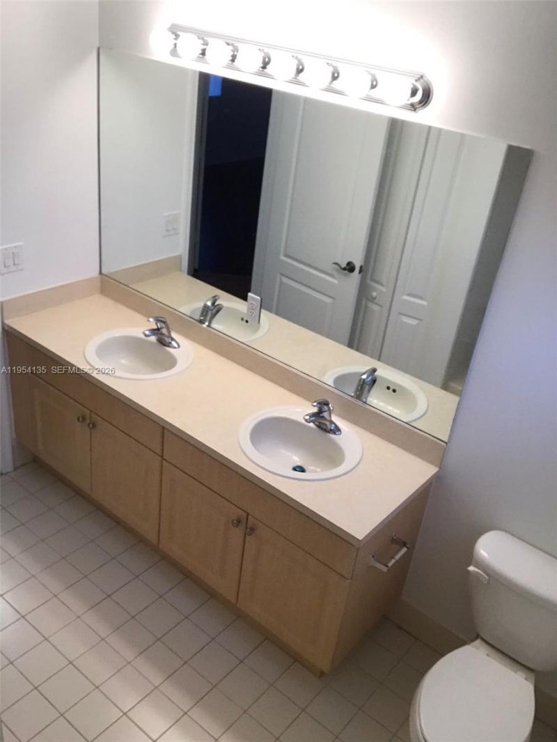 19351 SW 61st St, Unit 19351, Pembroke Pines, FL 33332 Photo