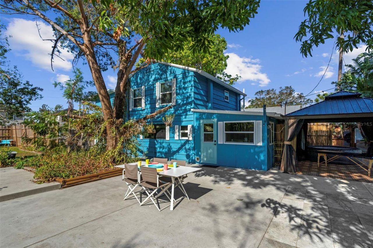 105 Tucker Avenue, Sarasota, FL 34232 Photo