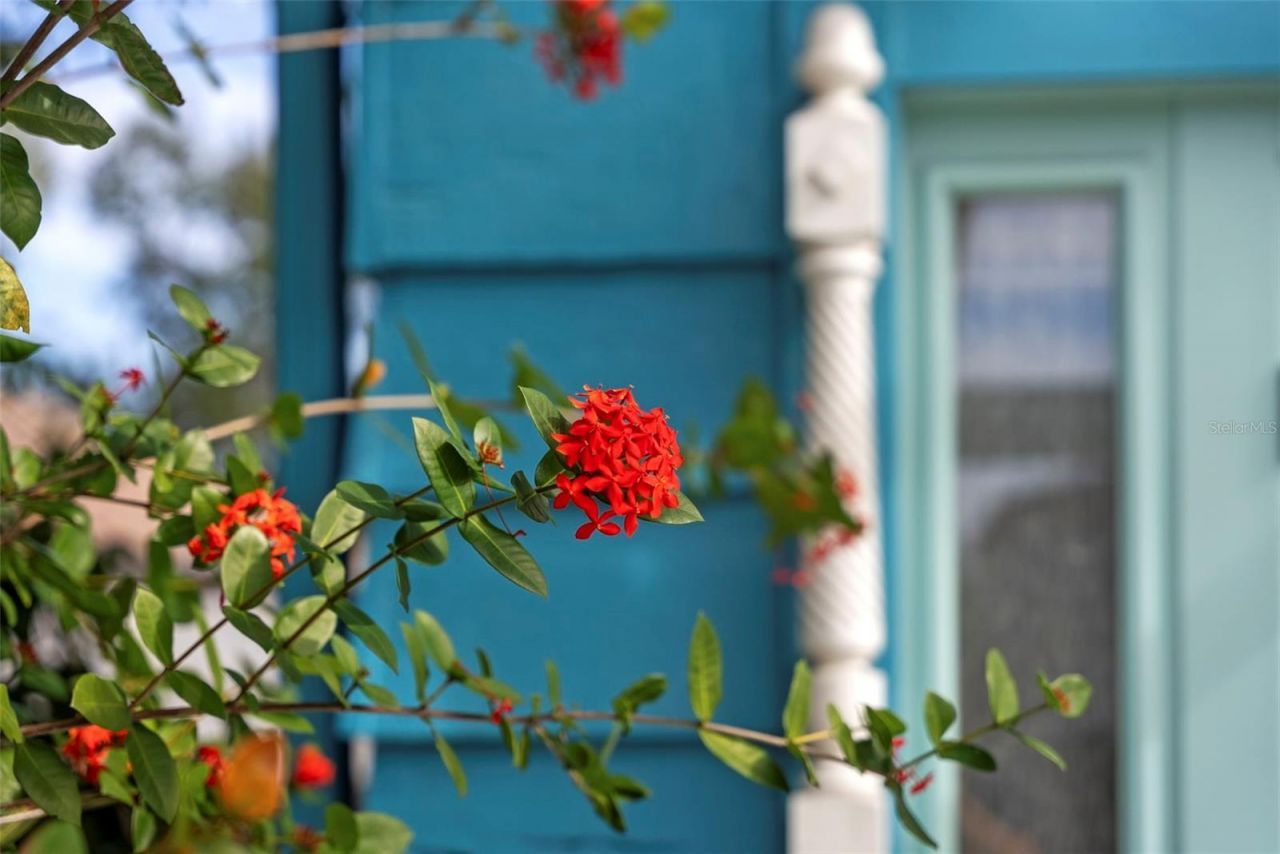 105 Tucker Avenue, Sarasota, FL 34232 Photo