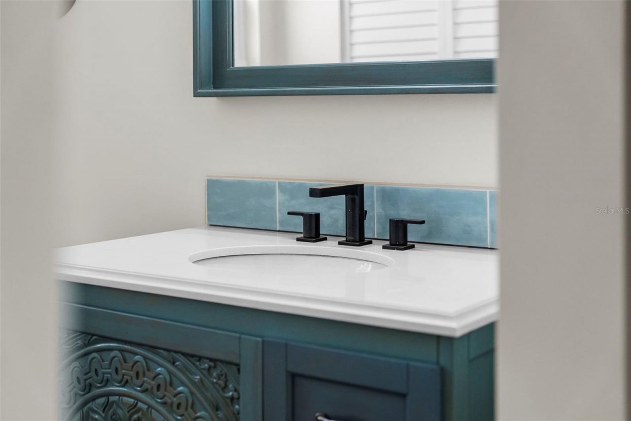 105 Tucker Avenue, Sarasota, FL 34232 Photo