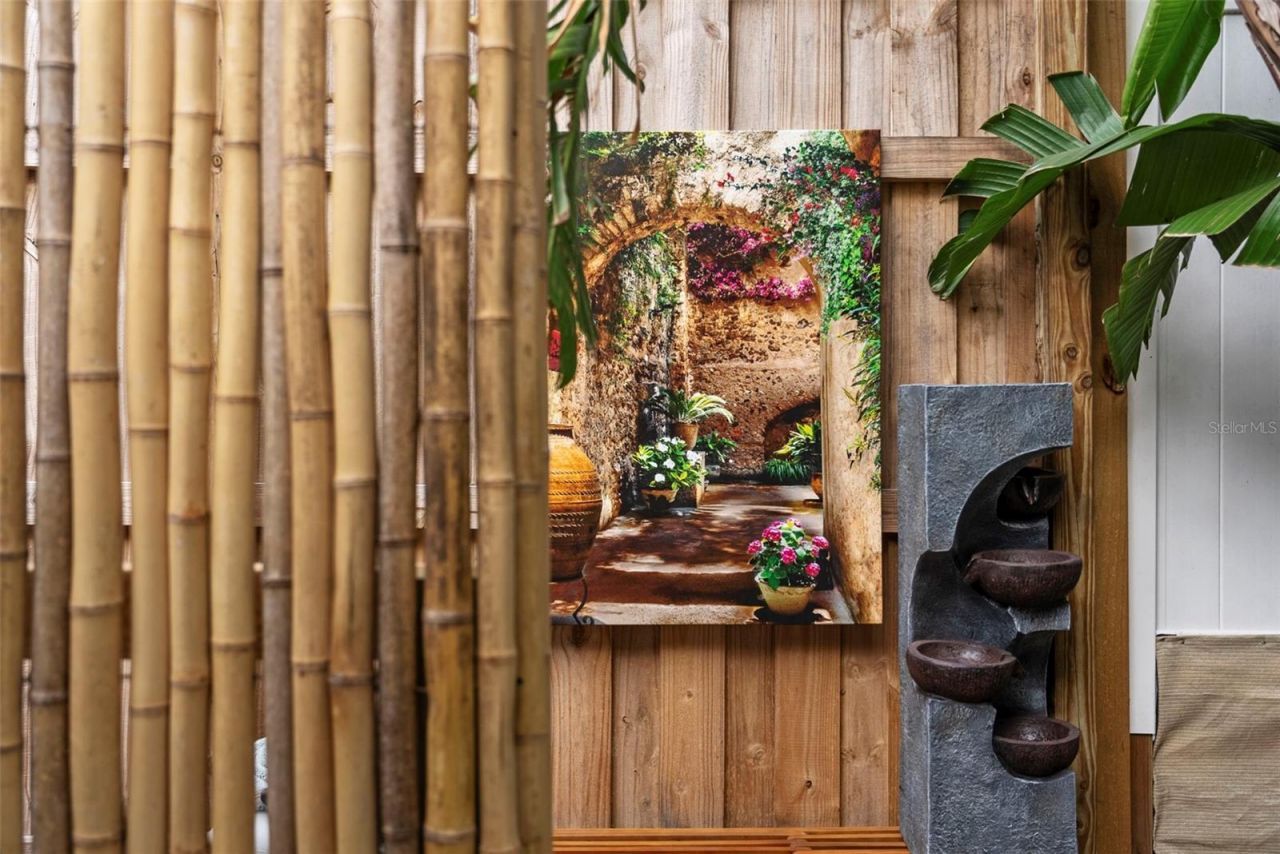 105 Tucker Avenue, Sarasota, FL 34232 Photo