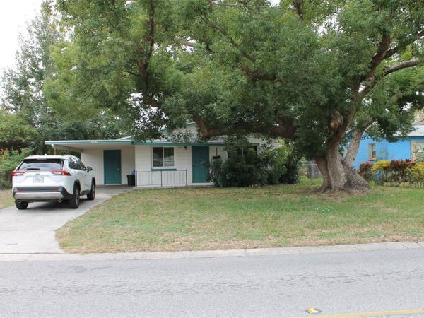 5220 86TH AVENUE N, PINELLAS PARK, FL 33782