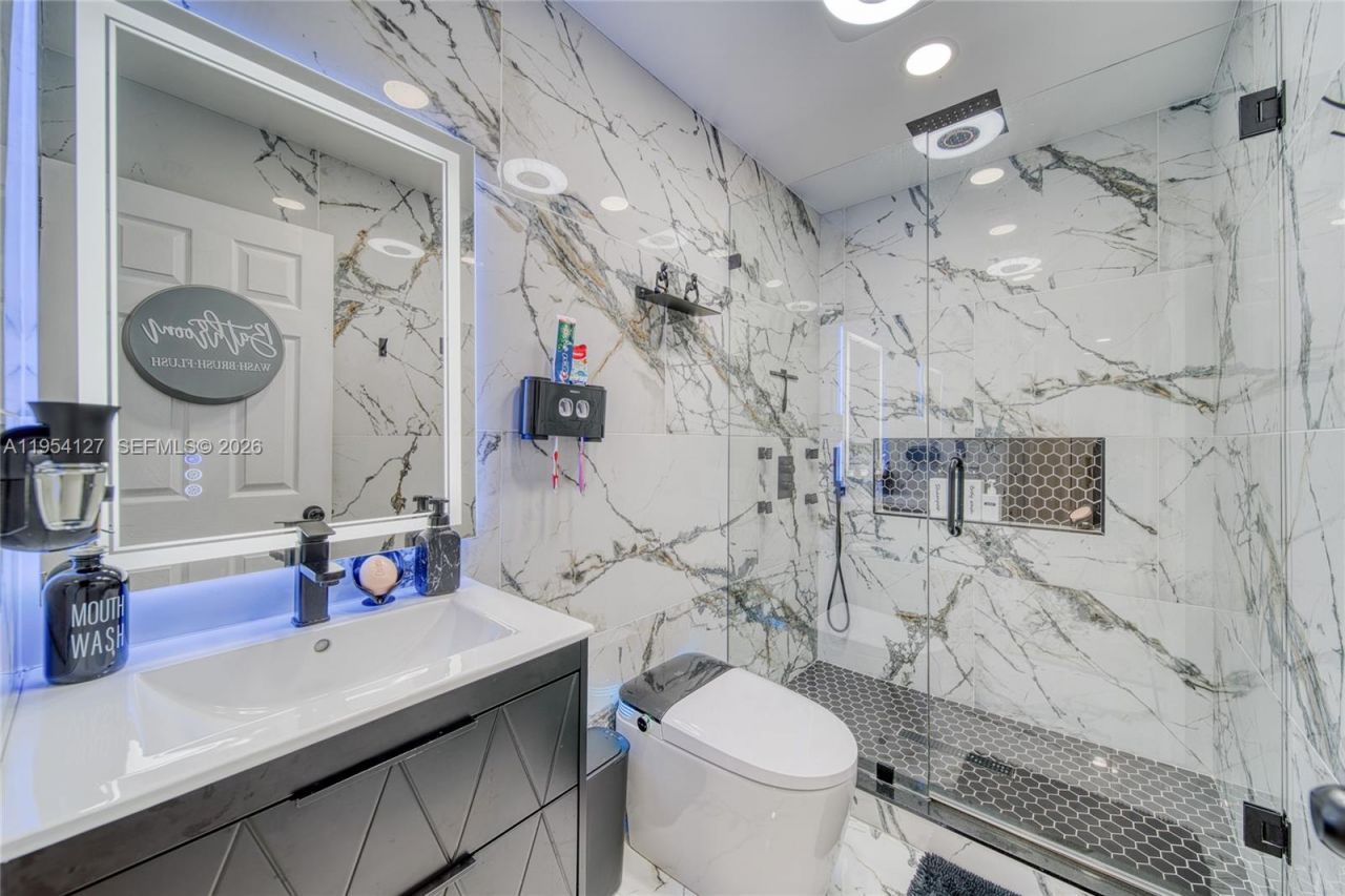 443 Barnett St, West Palm Beach, FL 33405 Photo