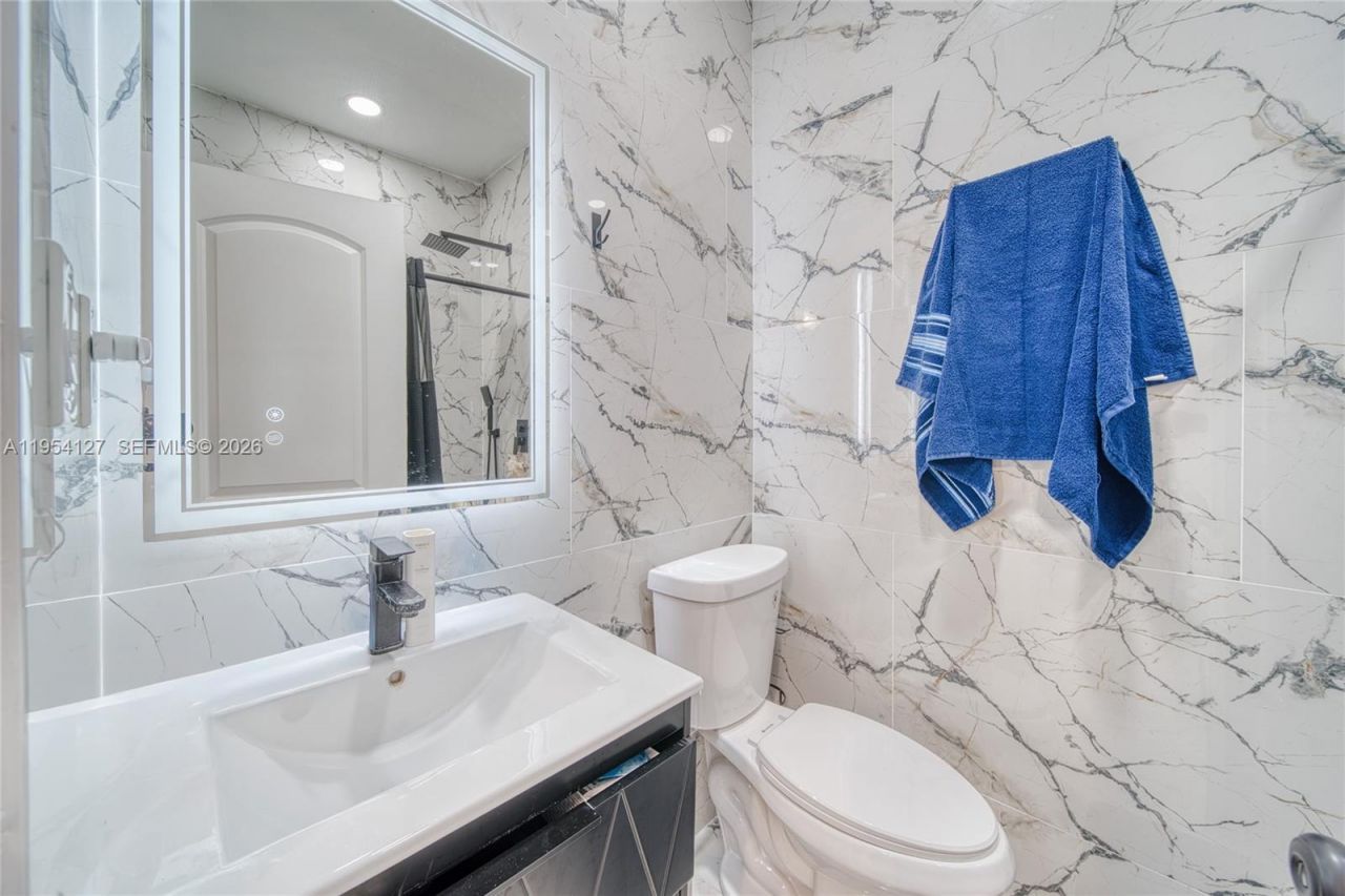 443 Barnett St, West Palm Beach, FL 33405 Photo