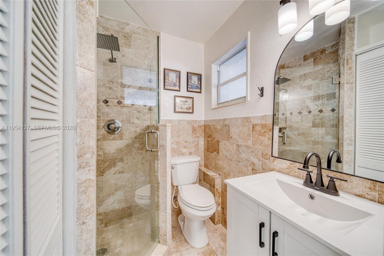 443 Barnett St, West Palm Beach, FL 33405 Photo